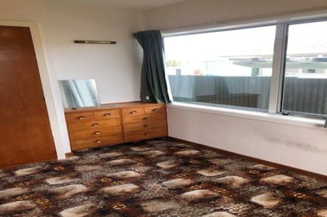 Photo of property in 6 Rowan Avenue, Aranui, Christchurch, 8061