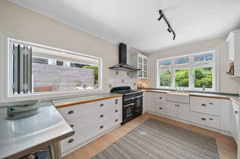 Photo of property in 215 Takapu Road, Takapu Valley, Wellington, 5028