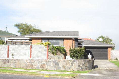 Photo of property in 1/33 Grande Vue Road, Manurewa, Auckland, 2102
