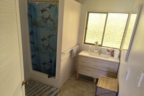 Photo of property in 22 Philson Terrace, Browns Bay, Auckland, 0630