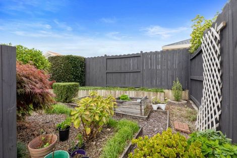 Photo of property in 2 Burnt Oak Drive, Pyes Pa, Tauranga, 3112