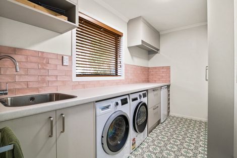 Photo of property in 75 Glenross Street, Glenross, Dunedin, 9011