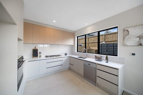 Photo of property in 3 Taipahitini Road, Rosehill, 2113