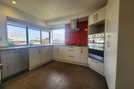 Photo of property in 12 Larkspur Court, The Gardens, Auckland, 2105