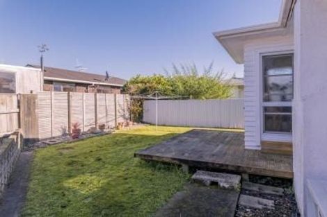 Photo of property in 5 Eton Place, Levin, 5510