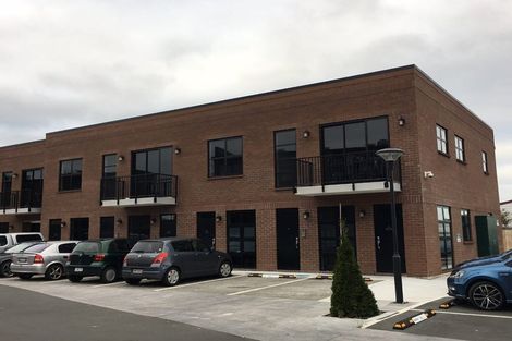 Photo of property in 101/4u Village Quarter Lane, Frankton, Hamilton, 3204