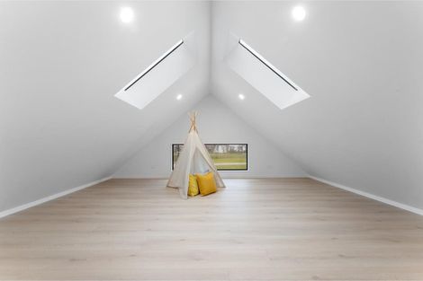 Photo of property in 32 Streamview Way, Long Bay, 0792