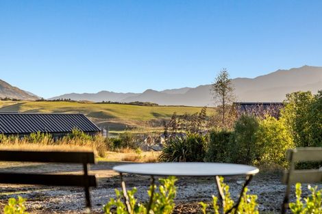 Photo of property in 8 Kerrera Lane, Jacks Point, Queenstown, 9371