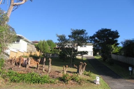 Photo of property in 46 Hogans Road, Glenfield, Auckland, 0629