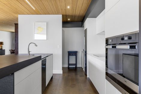Photo of property in 2 Pataka Road, Taupo, 3330