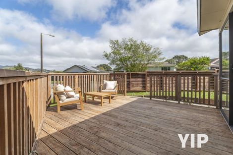 Photo of property in 52f1 Guadeloupe Crescent, Grenada Village, Wellington, 6037