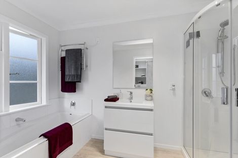 Photo of property in 25 Hair Street, Wainuiomata, Lower Hutt, 5014