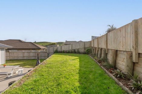 Photo of property in 32 Ballintoy Park Drive, Welcome Bay, Tauranga, 3175