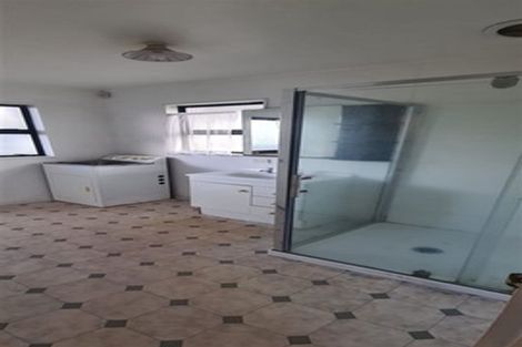 Photo of property in 40a Redoubt Road, Goodwood Heights, Auckland, 2105