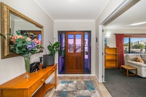 Photo of property in 153 Milne Drive, Paraparaumu, 5032