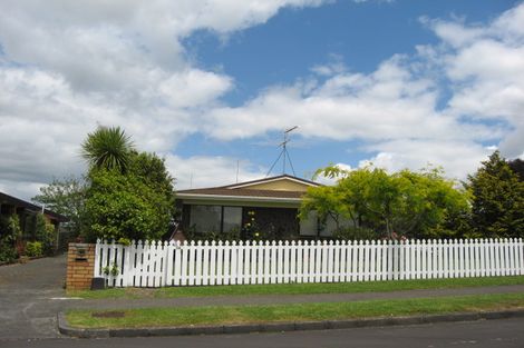 Photo of property in 12 O'connor Drive, Pukekohe, 2120