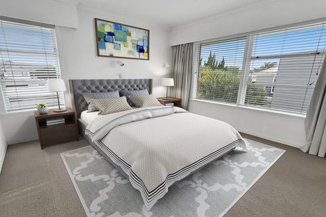 Photo of property in 3/64 Seacliffe Avenue, Belmont, Auckland, 0622