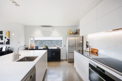 Photo of property in 297 Fitzherbert Avenue, West End, Palmerston North, 4410