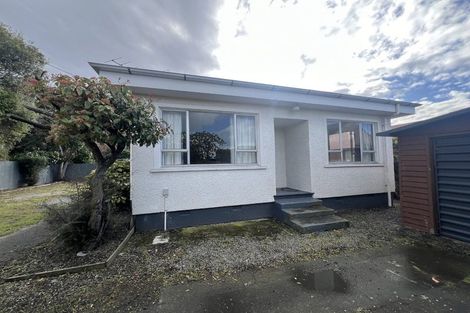 Photo of property in 16 Sawyers Arms Road, Northcote, Christchurch, 8052