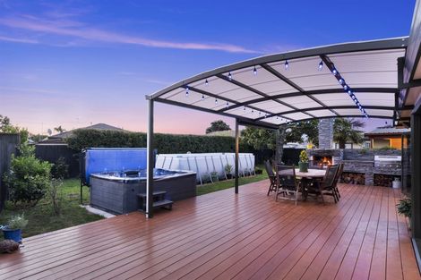 Photo of property in 10 Ocean Crest, Papamoa Beach, Papamoa, 3118