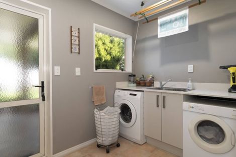 Photo of property in 23 Links View Drive, Omokoroa, 3114