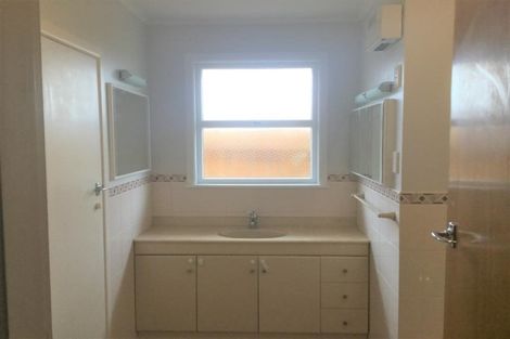 Photo of property in 21 Ngahere Street, Otumoetai, Tauranga, 3110
