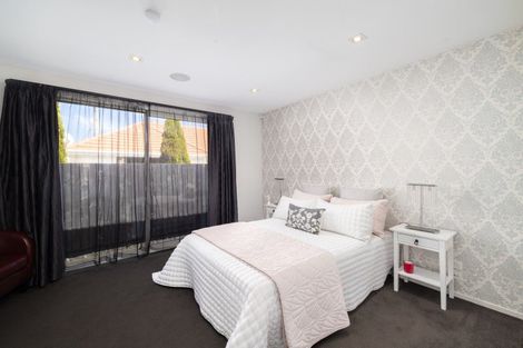 Photo of property in 33 Reginald Street, Burwood, Christchurch, 8083