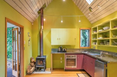 Photo of property in 23b Kakariki Grove, Waikanae, 5036