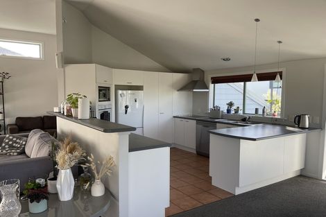 Photo of property in 1/4 Richards Avenue, Forrest Hill, Auckland, 0620