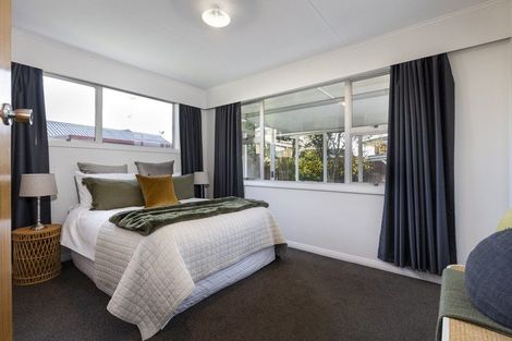 Photo of property in 15b Newbourne Crescent, Redwoodtown, Blenheim, 7201