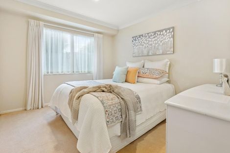 Photo of property in 27 Riverstone Road, Te Atatu Peninsula, Auckland, 0610