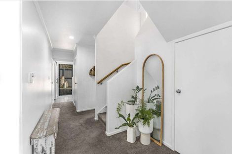 Photo of property in 16a Valley Road, Browns Bay, Auckland, 0630
