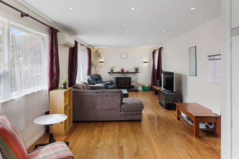 Photo of property in 119 Omata Road, Marfell, New Plymouth, 4310