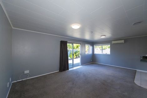 Photo of property in 1/35 Robinson Crescent, Tamatea, Napier, 4112