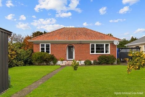 Photo of property in 19 Savage Crescent, West End, Palmerston North, 4412