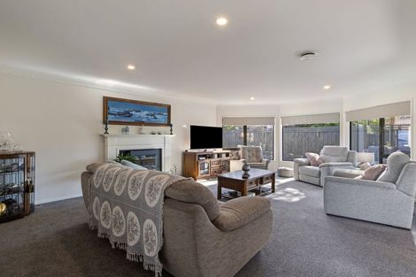 Photo of property in 18 Dougherty Place, Hokowhitu, Palmerston North, 4410