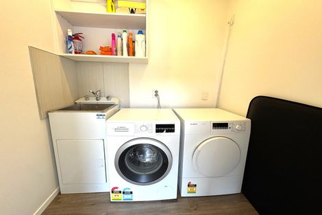 Photo of property in 4 Oban Place, Awapuni, Palmerston North, 4412