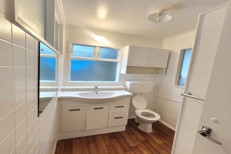 Photo of property in 27 Mckenzie Avenue, Arkles Bay, Whangaparaoa, 0932