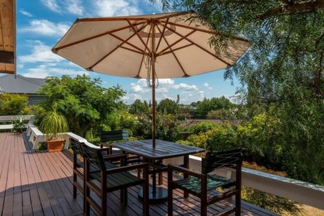 Photo of property in 25 Linklater Avenue, Bellevue, Tauranga, 3110