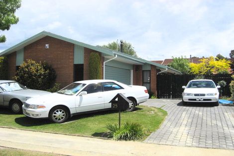 Photo of property in 25 Connemara Drive, Northwood, Christchurch, 8051