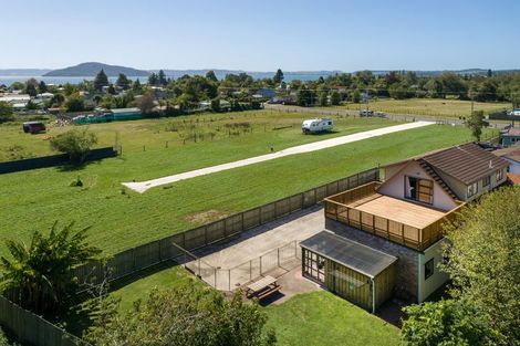Photo of property in 50c Robinson Avenue, Holdens Bay, Rotorua, 3010