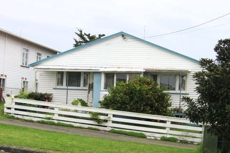Photo of property in 3 Karaka Street, Helensville, 0800