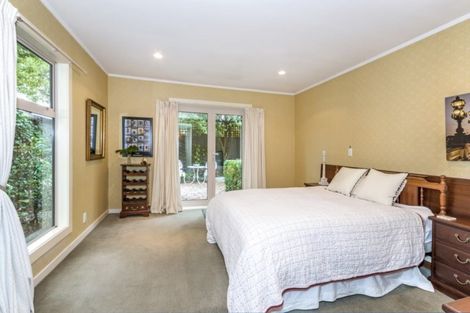 Photo of property in 122 Office Road, Merivale, Christchurch, 8014