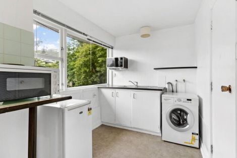 Photo of property in 34 Richmond Avenue, Karori, Wellington, 6012