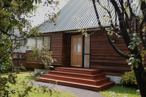 Photo of property in 2/40 Nile Road, Milford, Auckland, 0620