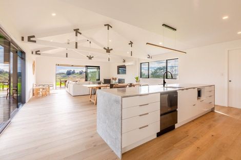 Photo of property in 1 Braehead Road, Otane, 4277