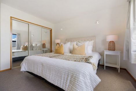 Photo of property in 12b Windsor Place, Queenstown, 9300