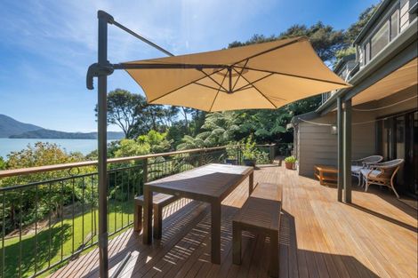 Photo of property in 28 Moetapu Bay Road, Moetapu Bay, Picton, 7282