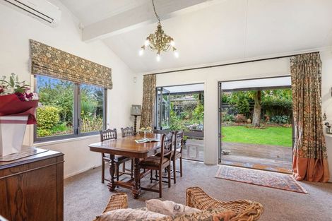 Photo of property in 19 Ashburn Lane, Awapuni, Palmerston North, 4412