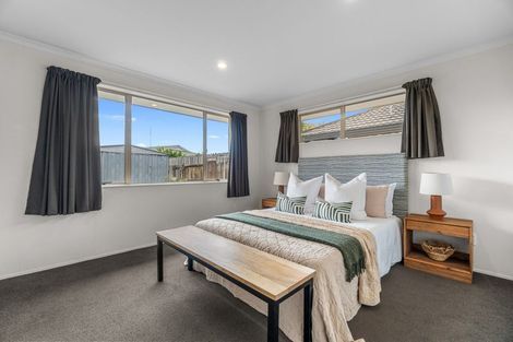 Photo of property in 6 Antrim Place, Nawton, Hamilton, 3200